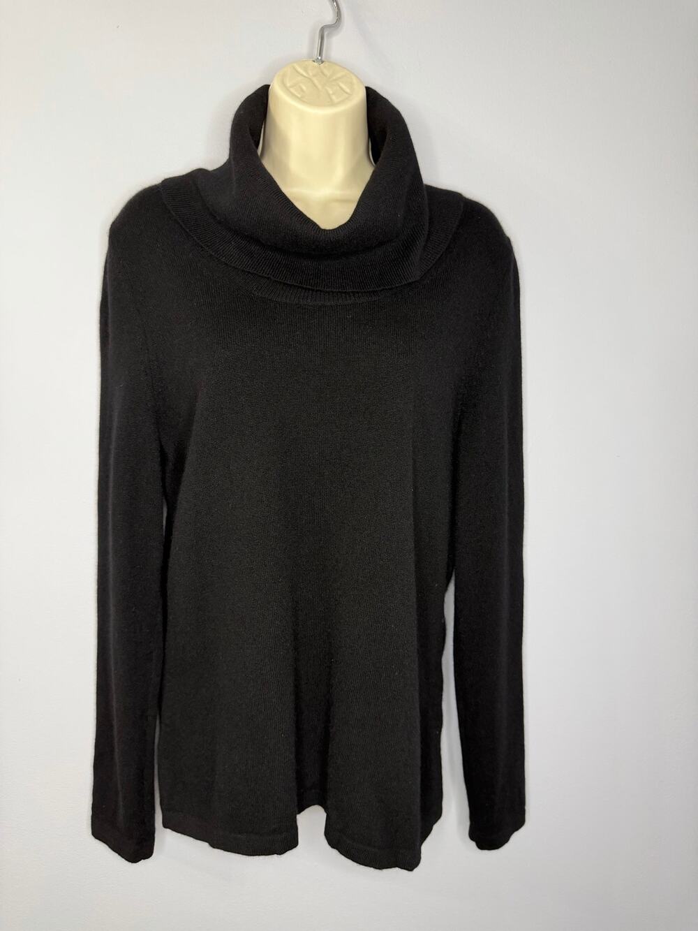 Lord & Taylor Cashmere Cowl Neck Black Sweater Pullover Women's L Soft